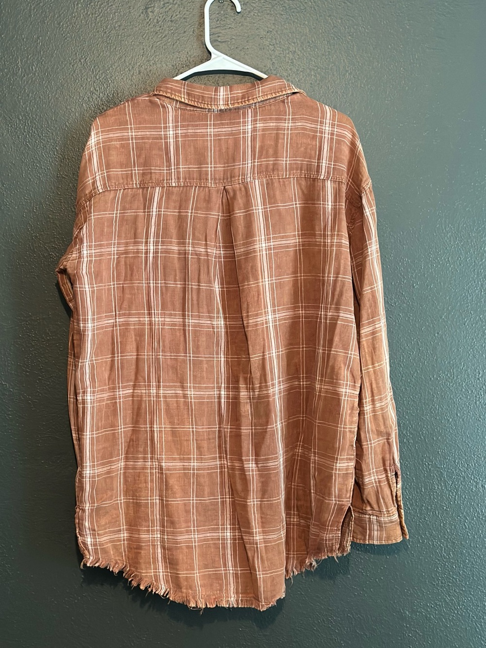 Hem & Thread Rust Plaid Button-Down Shirt - Picture 2 of 4